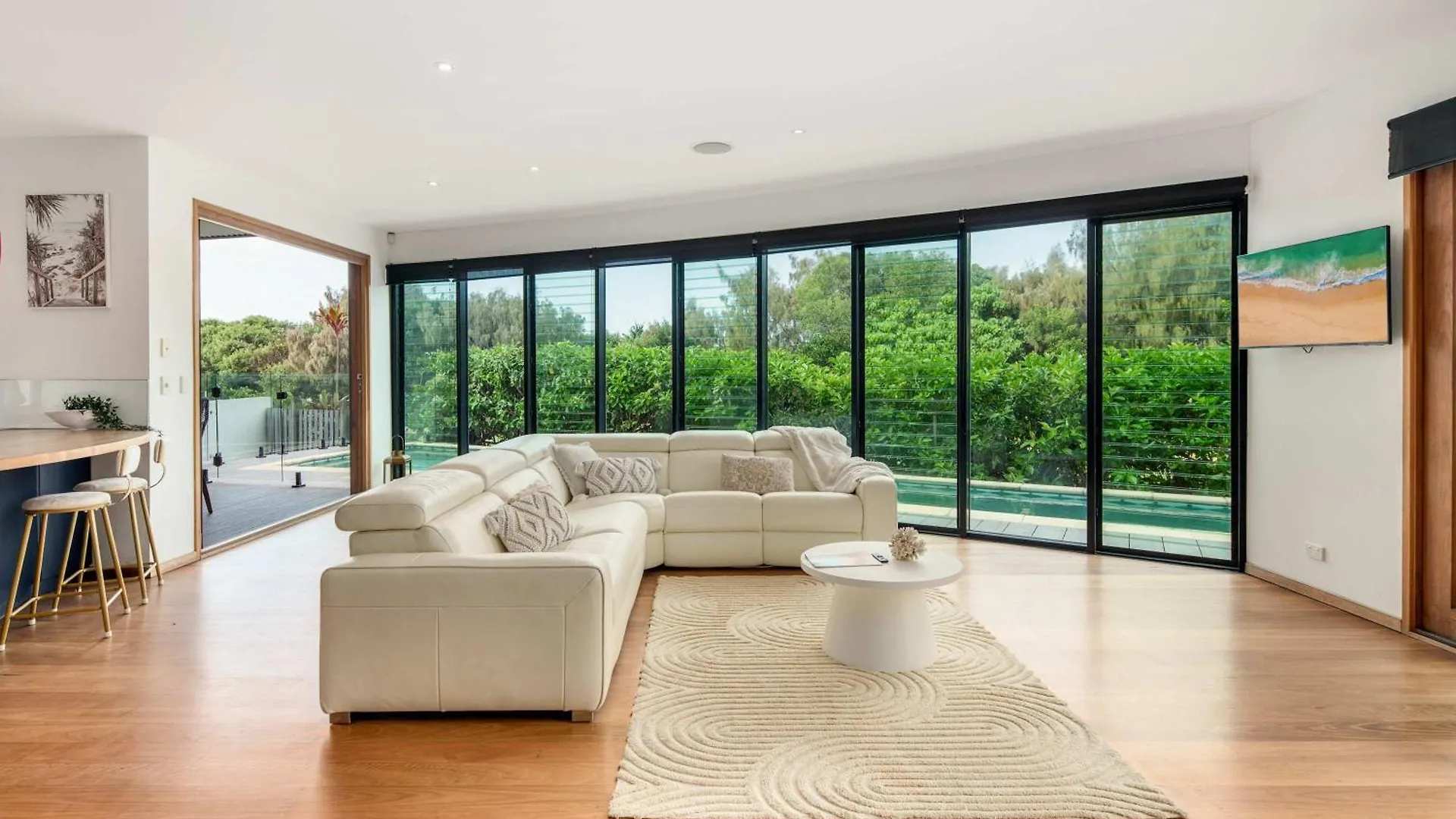 Shelly Beach Seaside Home A Caloundra