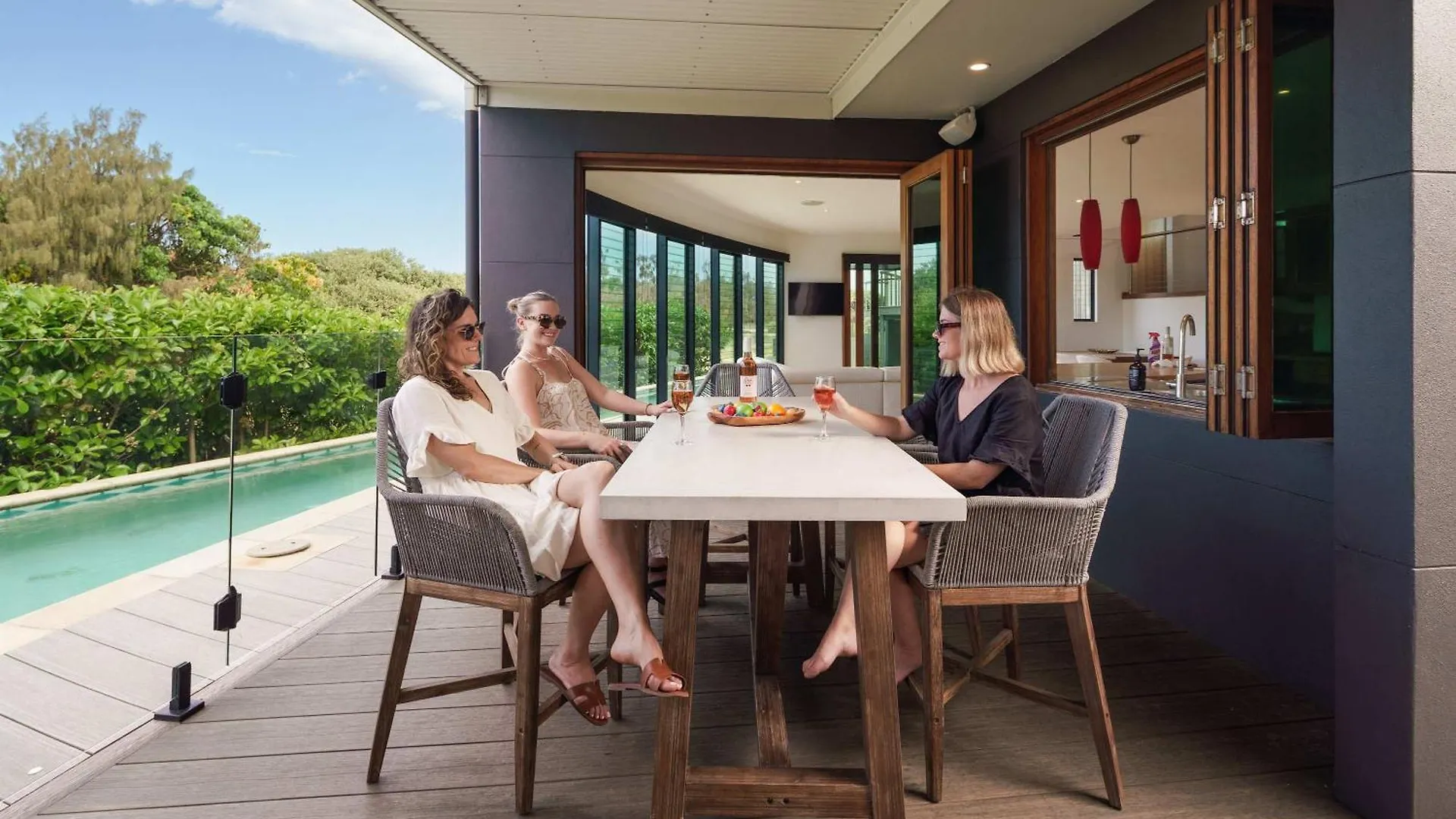 Shelly Beach Seaside Home A Caloundra 0*,  Australia